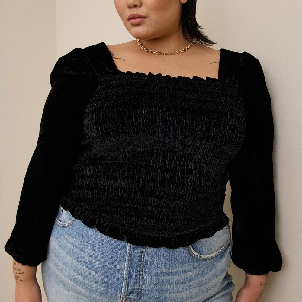 TORRID Velvet Smocked Blouson Sleeve Black Crop Top